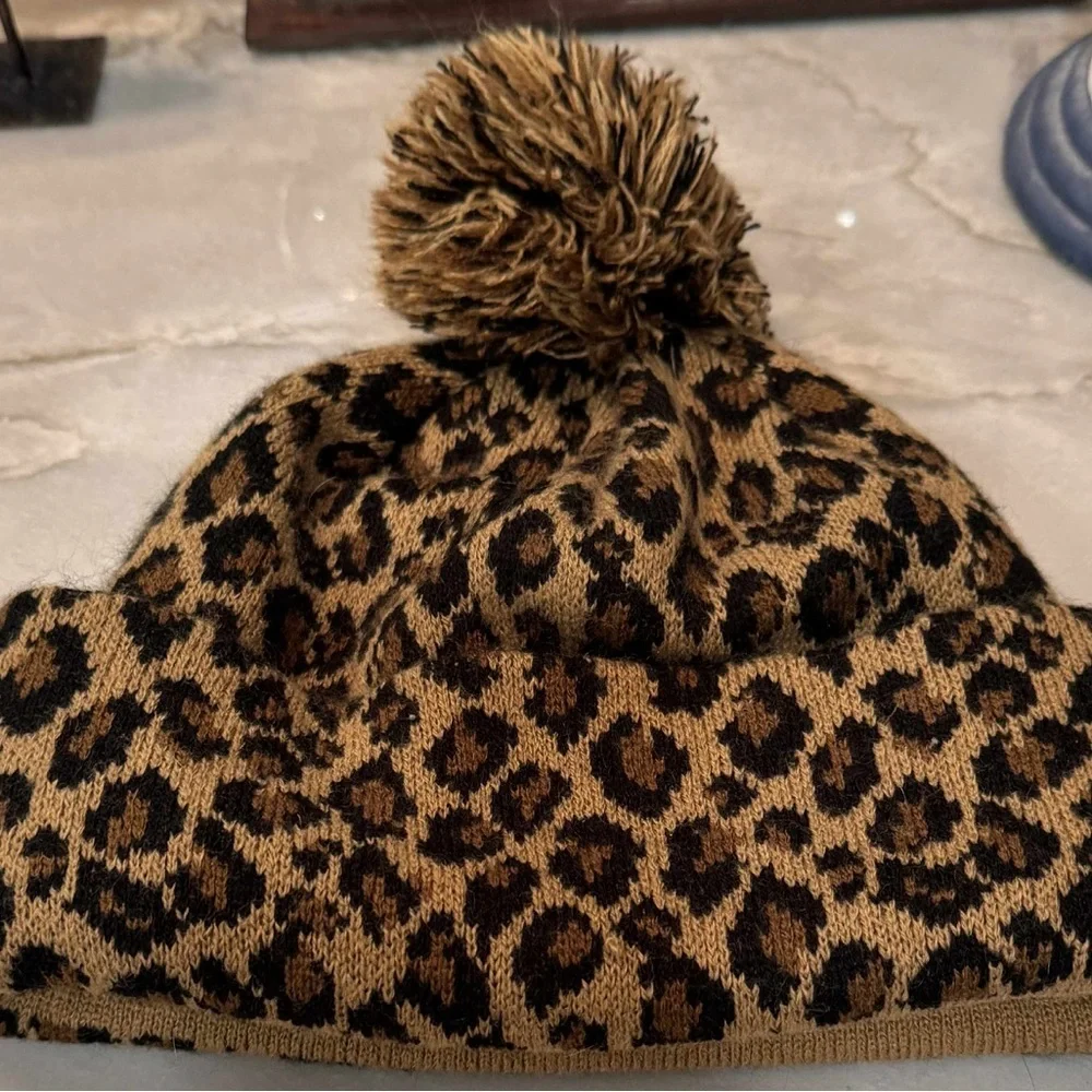 Leopard Print Pom-Pom Beanie Womens like-new